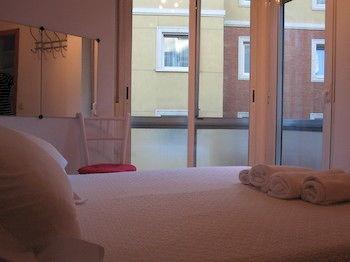 Apartamentos Madrid Hortaleza 외부 사진