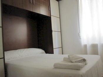Apartamentos Madrid Hortaleza 외부 사진